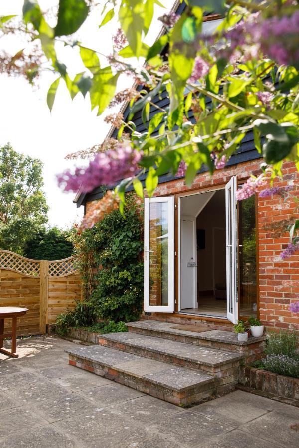 Orchard Croft Lodge: Spacious Family Retreat Near Wittering
