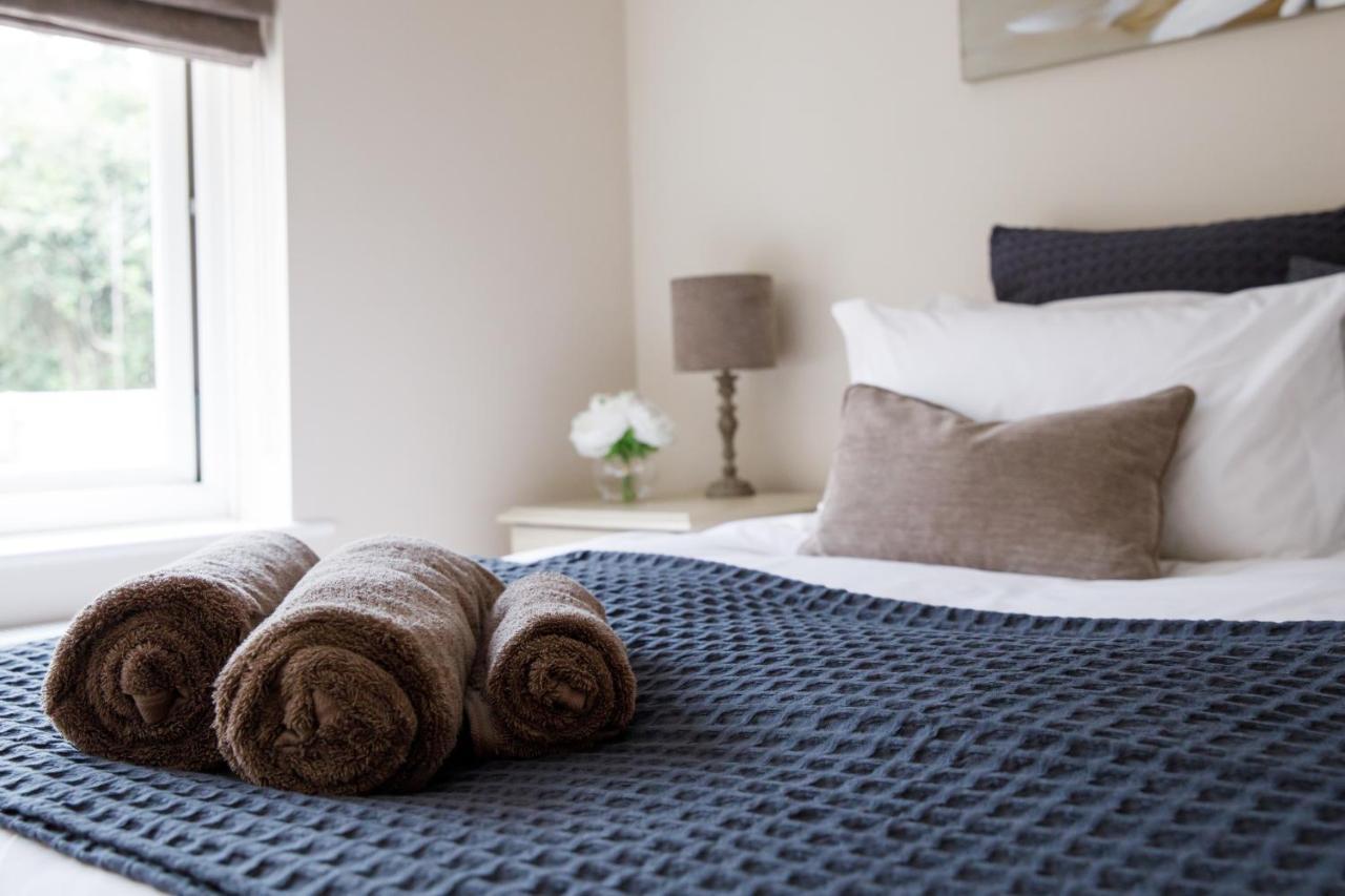 Orchard Croft Lodge: Spacious Family Retreat Near Wittering * Chichester