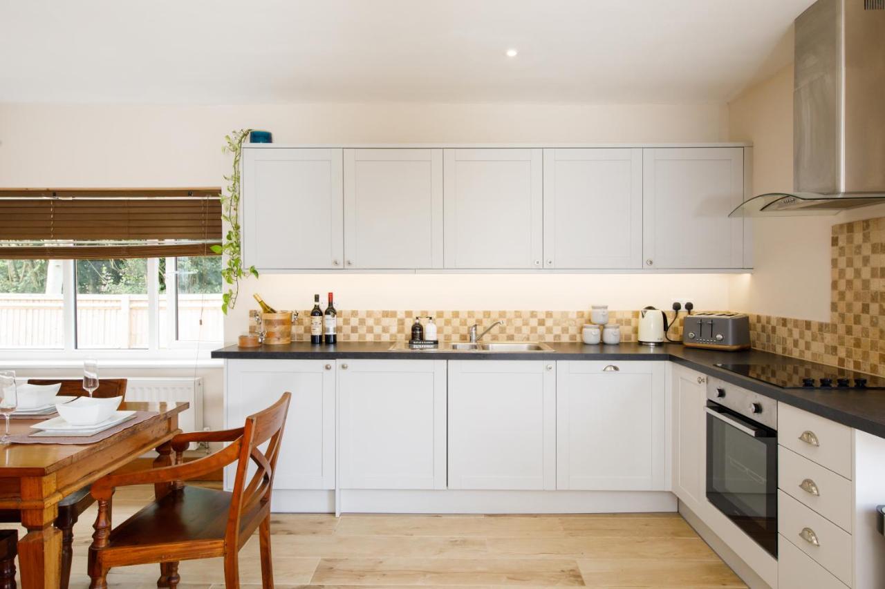Orchard Croft Lodge: Spacious Family Retreat Near Wittering